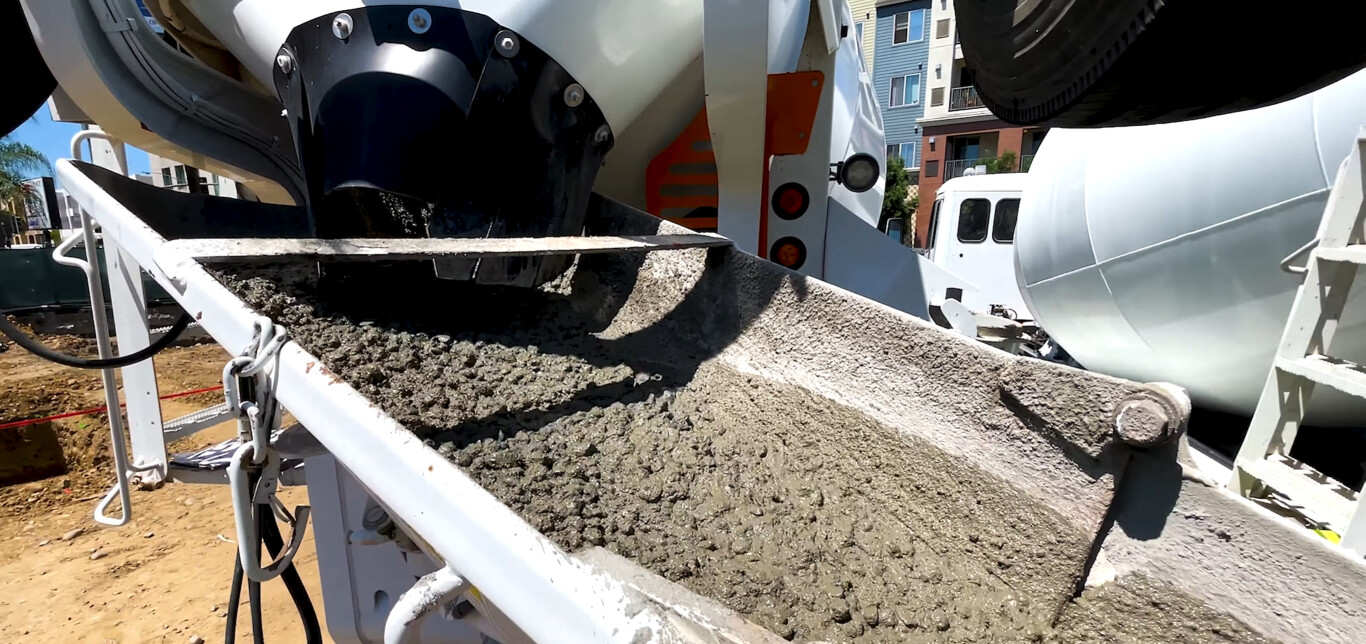 High-quality concrete mixer delivering fresh concrete in Maricopa, AZ